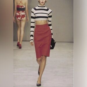 🦊😍New boat neck black white crop dance top